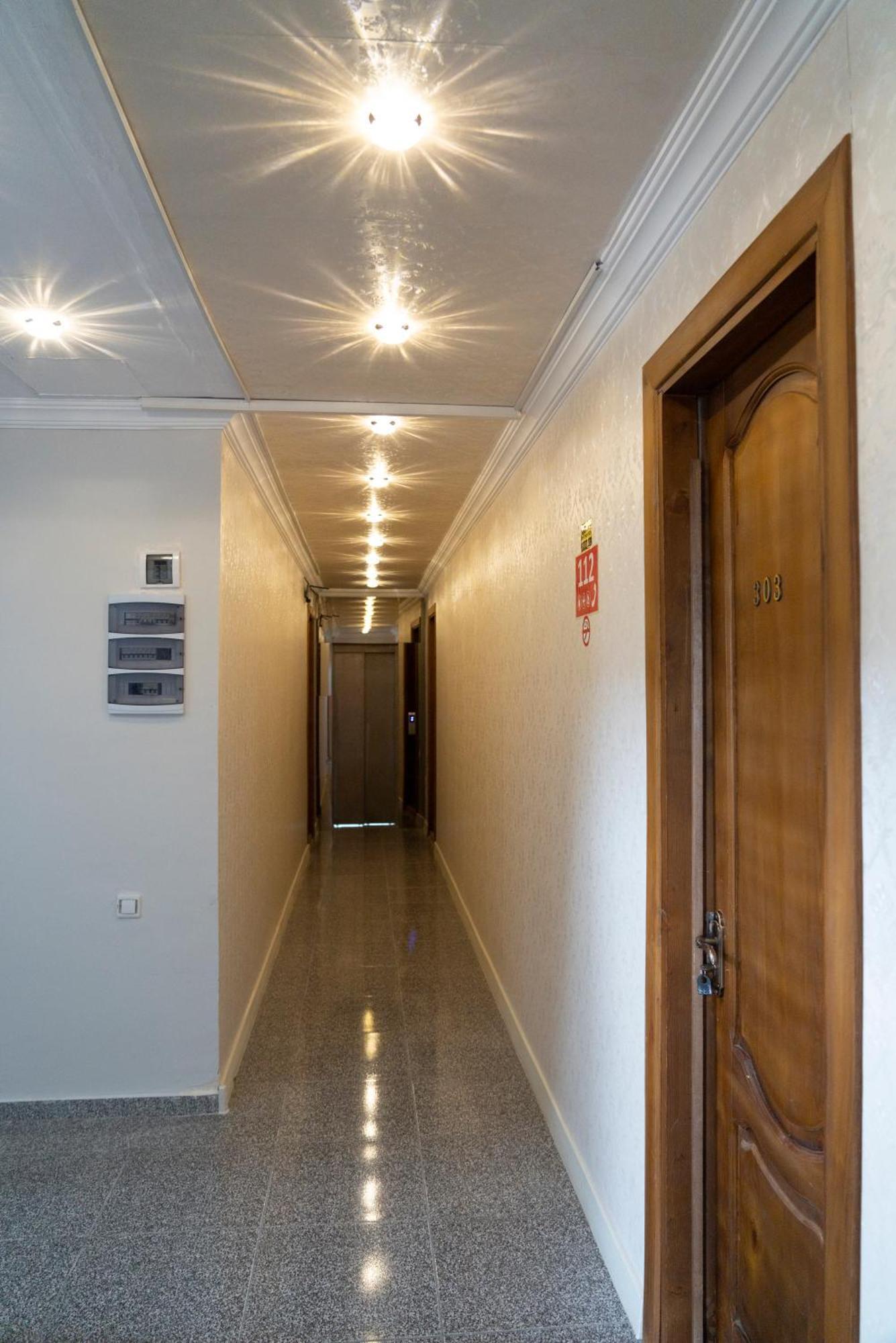 Hotel Carleone Batumi Exterior photo